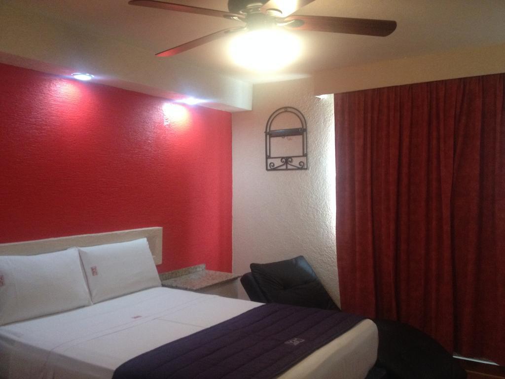 Hotel La Paz Guadalajara Værelse billede