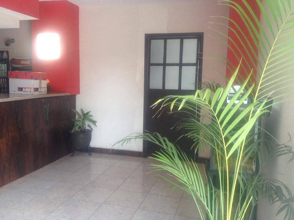 Hotel La Paz Guadalajara Eksteriør billede